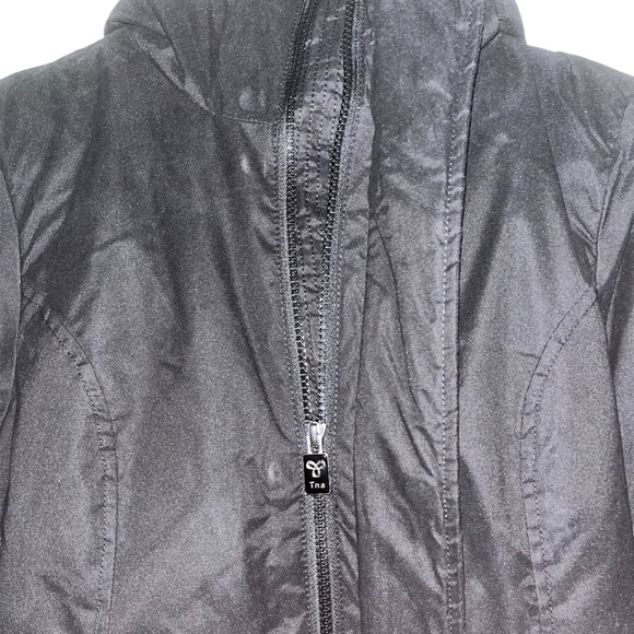 Tna The Summit Parka Short | NWT - Picture 9 of 15